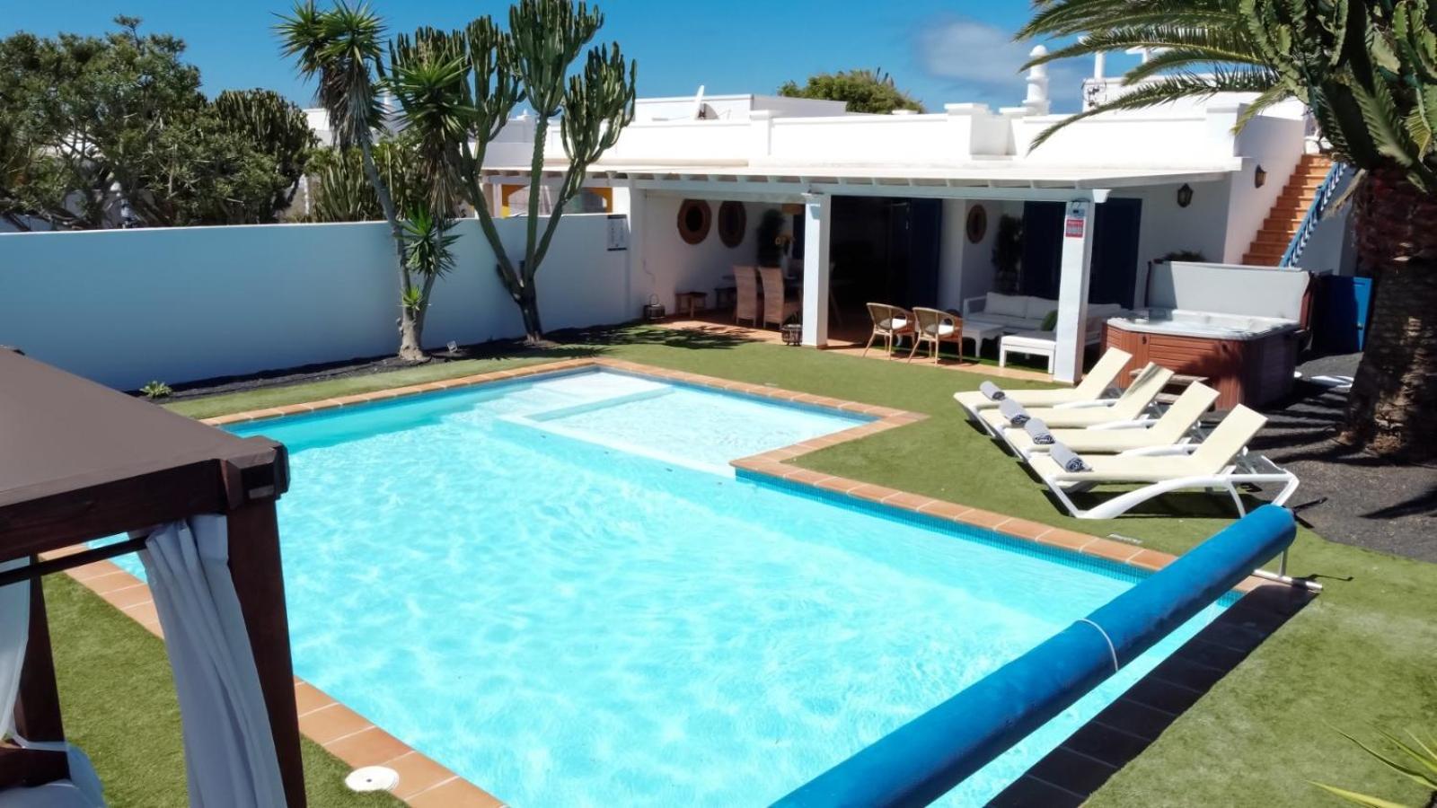 Villa Bonita Плая Бланка Екстериор снимка